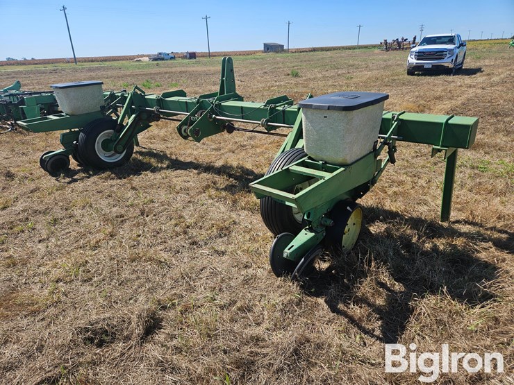 john-deere-7100-image-5