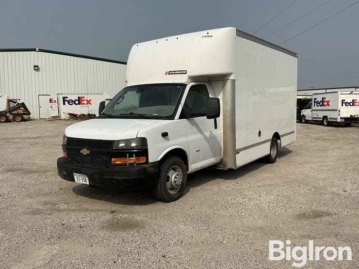 chevrolet-express-3500-image-1