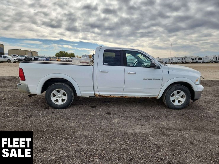2011-ram-1500-slt-image-20