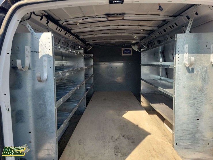 non-operable-2006-chevrolet-express-s/a-cube-van-image-21