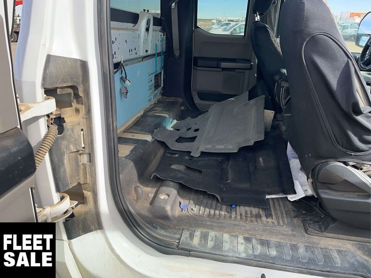 2018-ford-f350-image-16