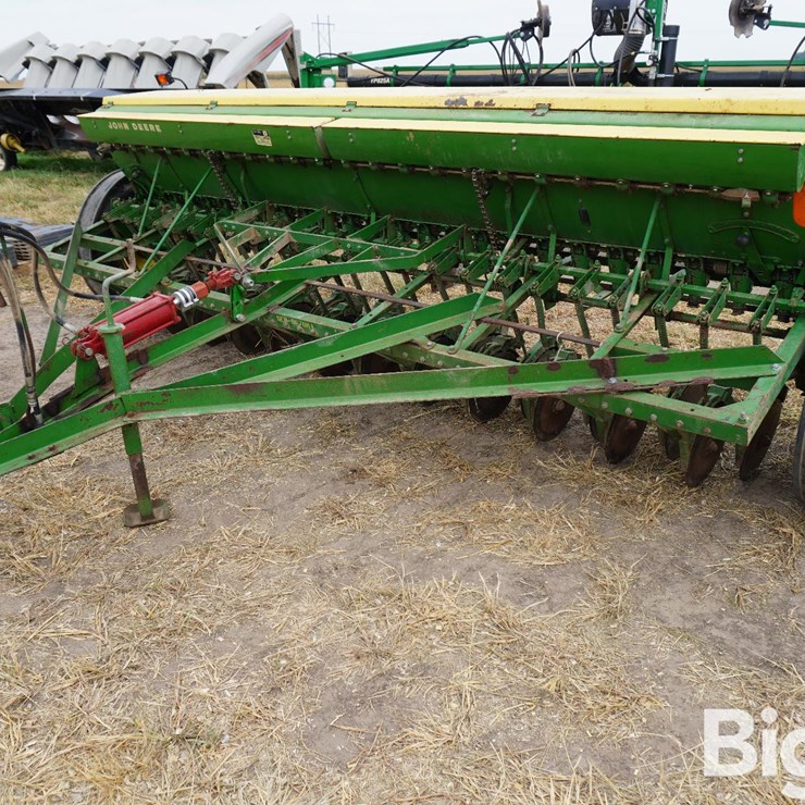 JOHN DEERE BB