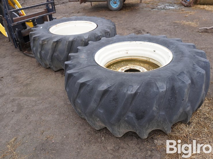 23.1-34-tires-&-rims-image-2