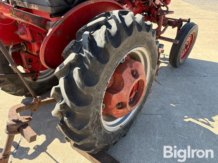 1968-case-ih-140-image-16