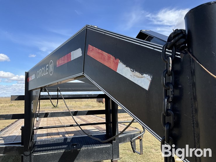 2010-circle-m-t/a-gooseneck-flatbed-trailer-image-13