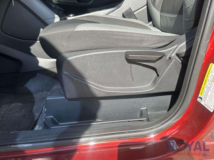 2016-ford-escape-image-19