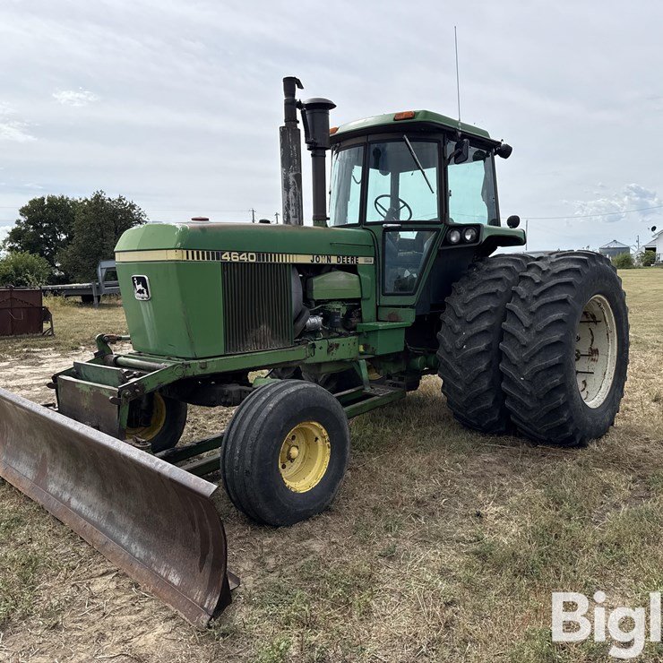 1982 JOHN DEERE 4640