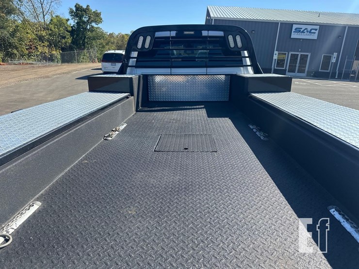 2025-dodge-ram-4500-image-14