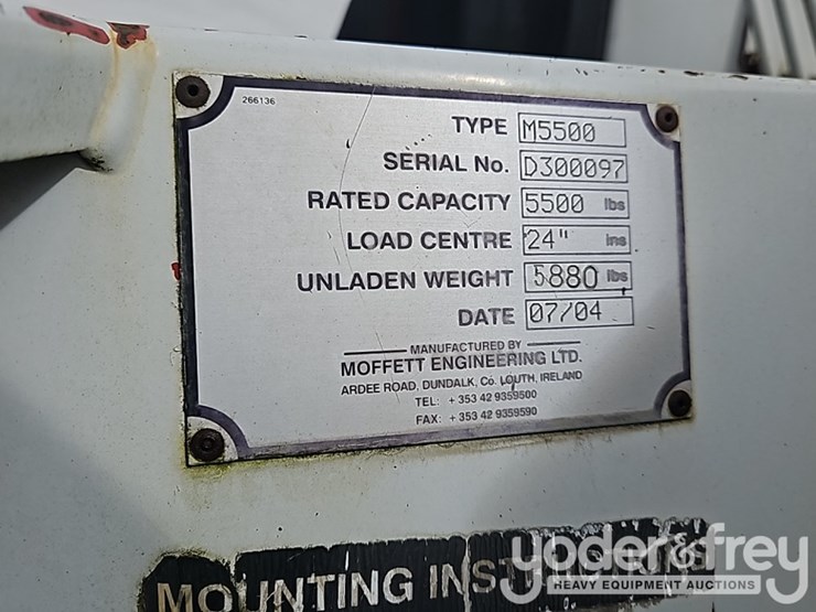 2004-moffett-m5500-image-22