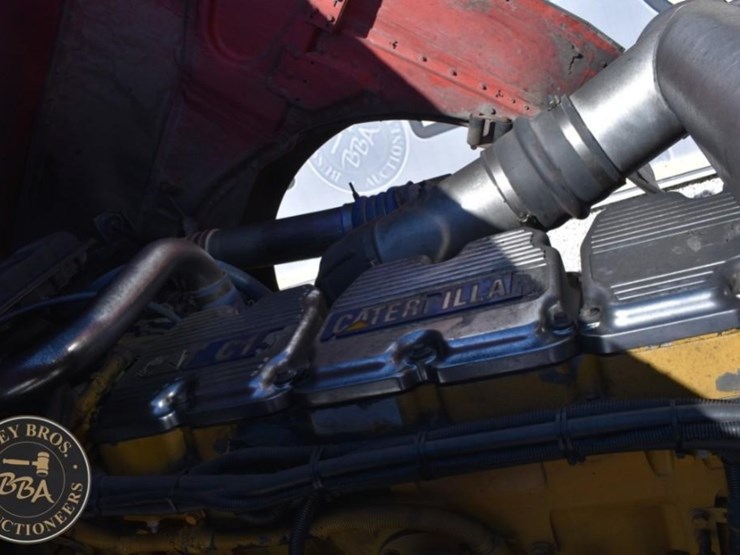 1990-peterbilt-379-image-60