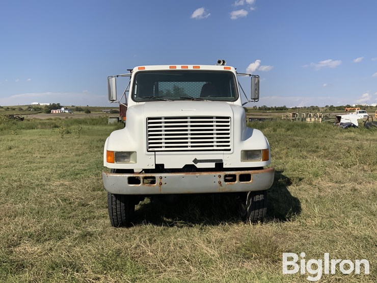 1991-international-4900-image-2