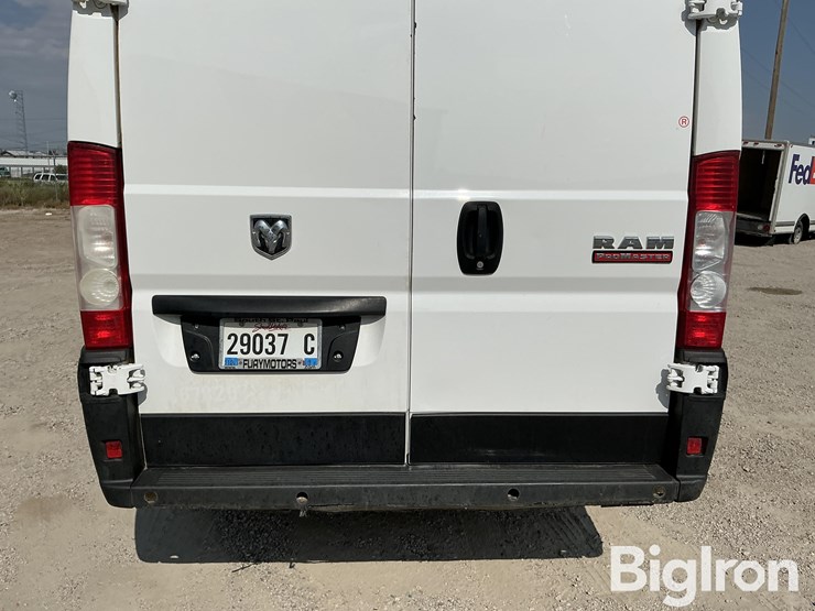 2021-dodge-3500-image-8