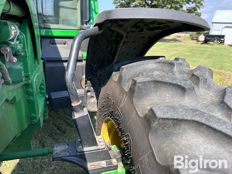 2008-john-deere-8230-image-17