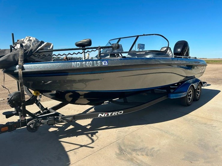 nitro-zv21-boat-image-10