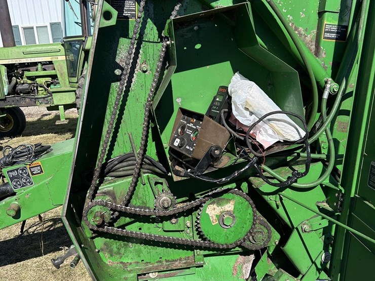 1994-john-deere-535-image-9