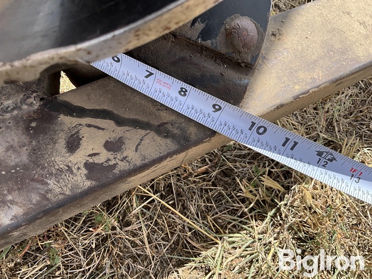 danuser-3-pt-post-hole-digger-&-stand-image-16