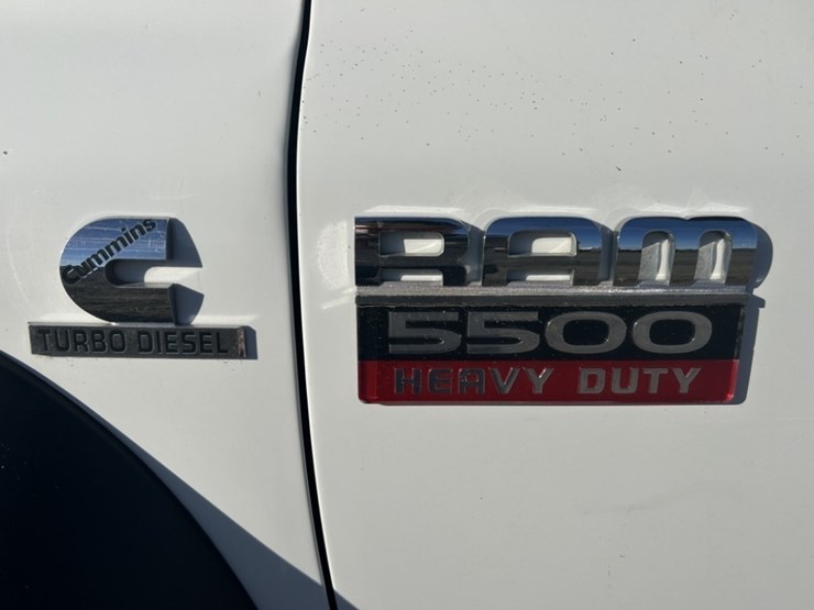 2009-dodge-ram-5500-image-9