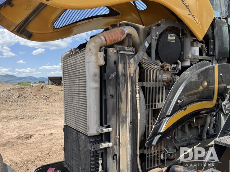 2002-challenger-mt765-image-30