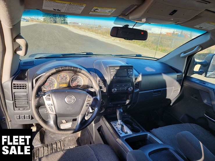 2013-nissan-titan-image-14