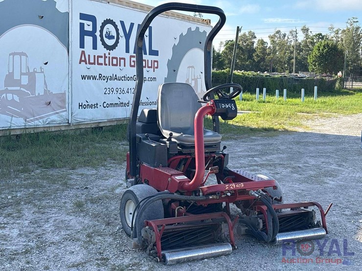 2016-toro-greensmaster-3150-60in-reel-mower-image-1
