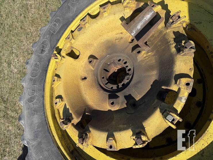 john-deere-14-image-2