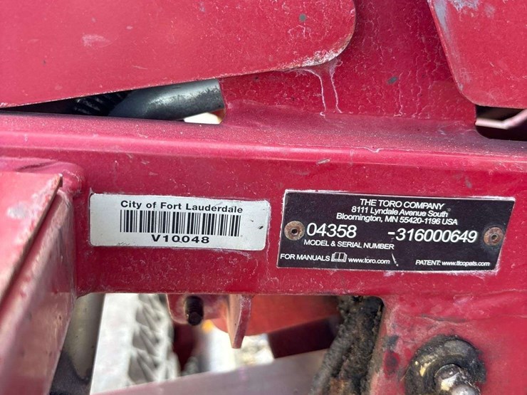 2016-toro-greensmaster-3150-60in-reel-mower-image-4