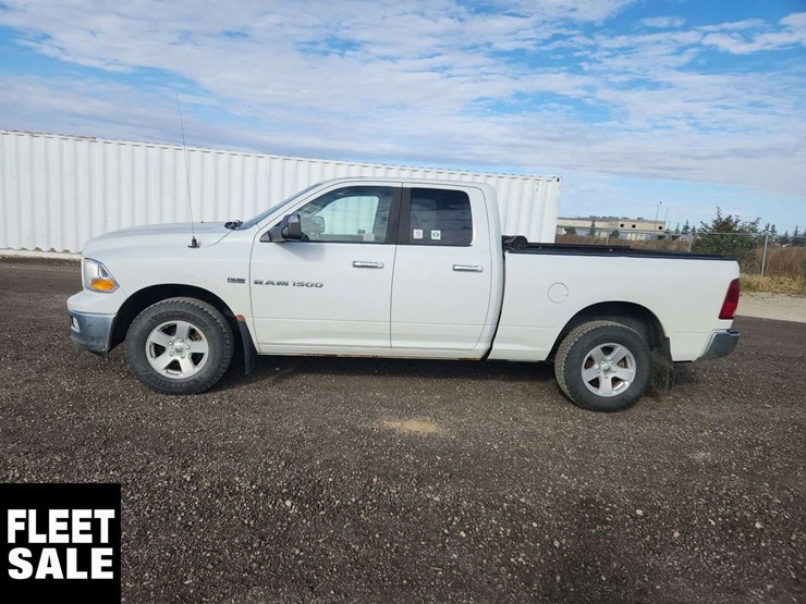 2012-ram-1500-slt-image-19