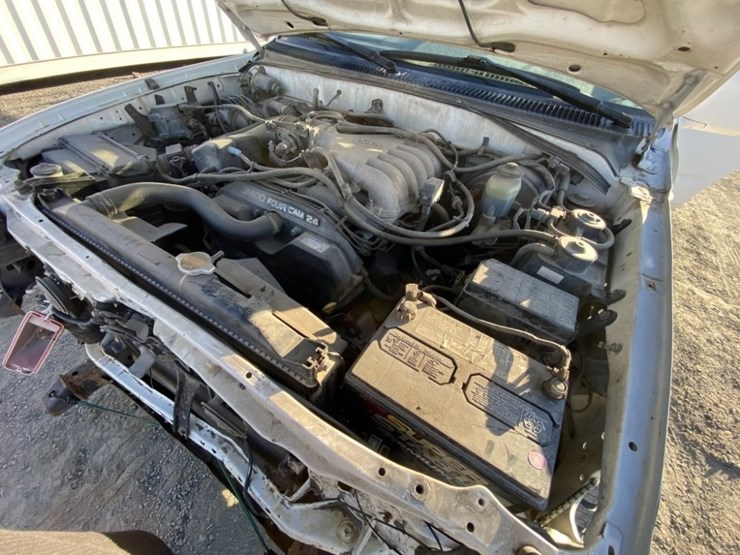 1996-toyota-4-runner-image-35