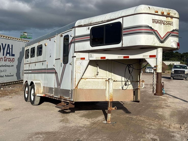 1996-parker-trailers-travalong-t/a-gooseneck-livestock-trailer-image-2