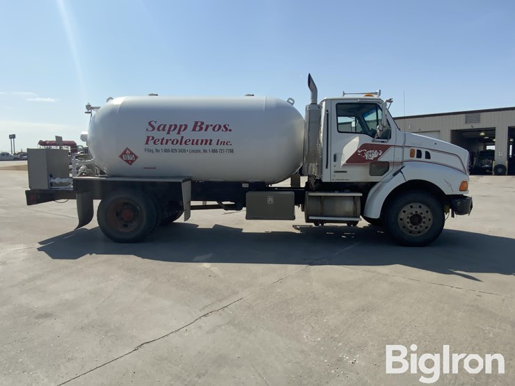 2010-sterling-l8500-image-4