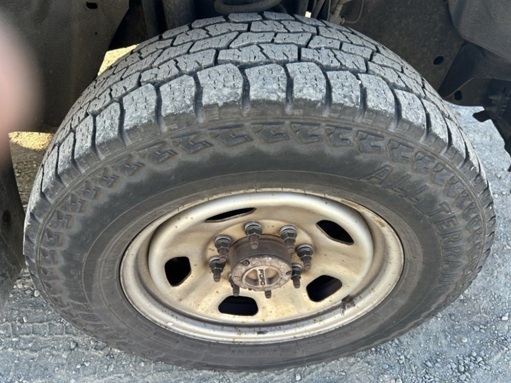 2016-ford-f350-image-40