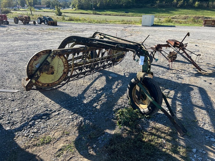 john-deere-660-image-1