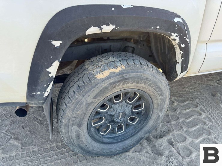 2017-toyota-tacoma-image-23