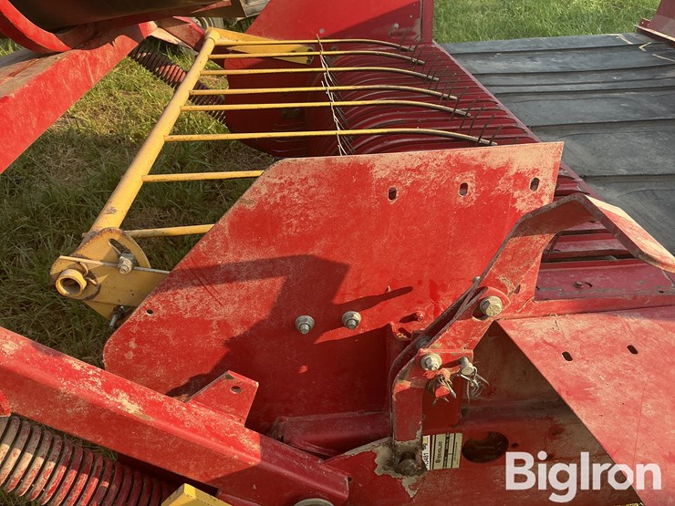 new-holland-166-image-13