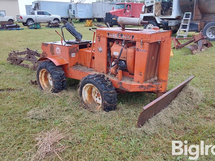 ditch-witch-v30-image-3
