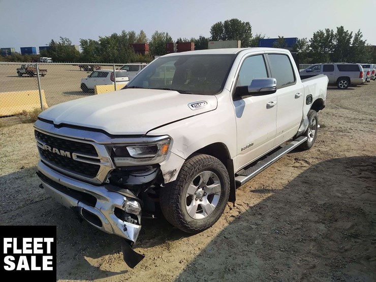 non-operable-2022-ram-1500-4x4-big-horn-4dr-crew-cab-5.6-ft.-sb-pickup-image-1