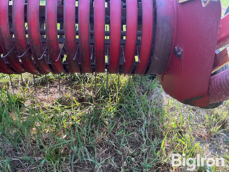 new-holland-166-image-16