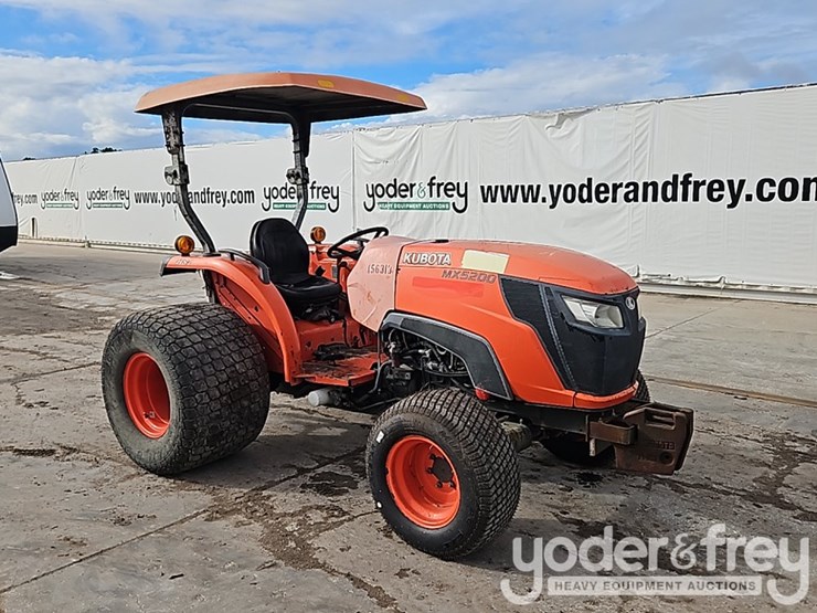 2016-kubota-mx5200hst-image-6