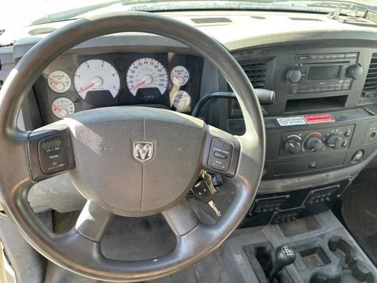 2009-dodge-ram-5500-image-16