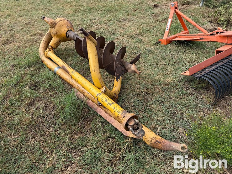 danuser-f-8-post-hole-digger-image-7