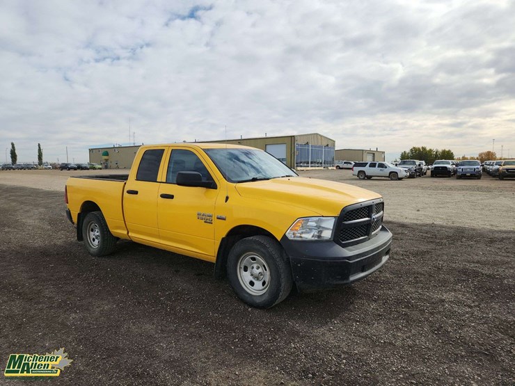 2019-ram-1500-classic-image-2