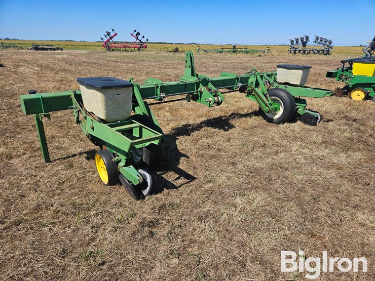 john-deere-7100-image-7