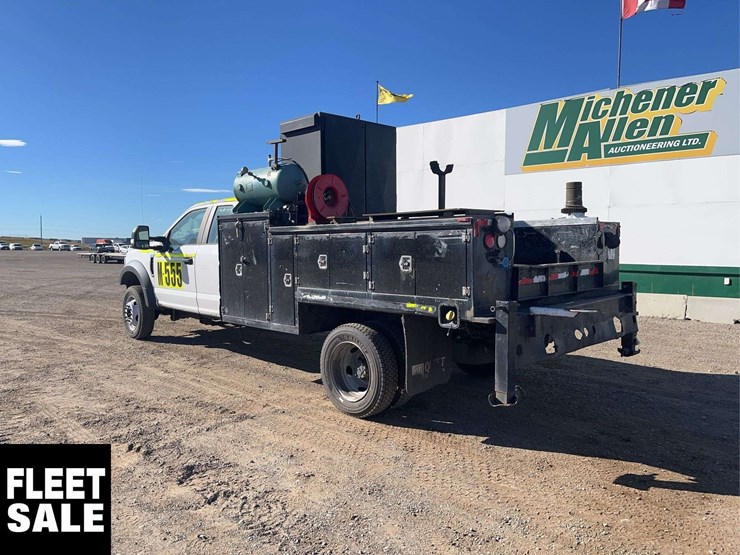 2020-ford-f550-image-3