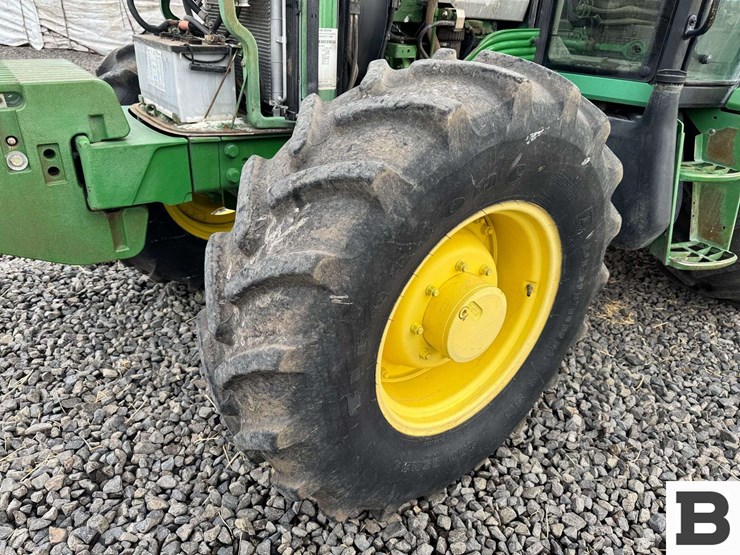 2012-john-deere-6430-image-22
