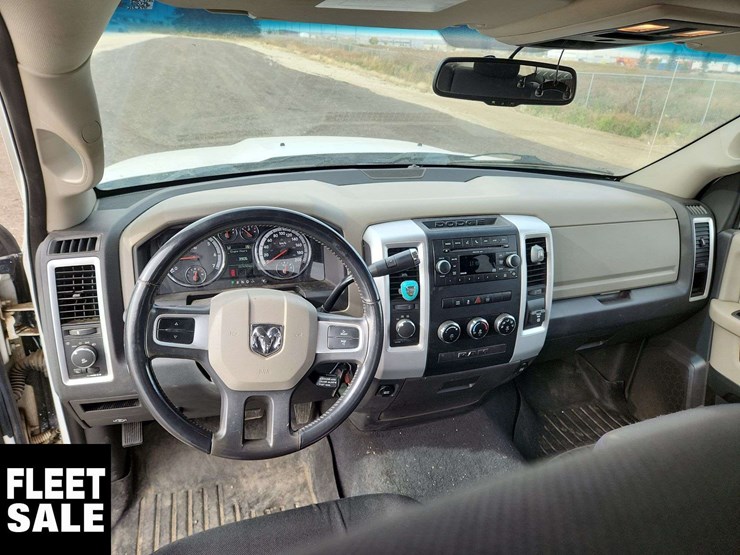 2011-ram-1500-slt-image-9
