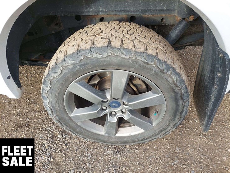 2017-ford-f150-image-19