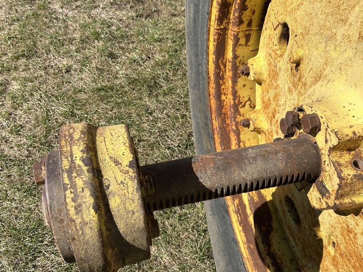 john-deere-4430-image-10