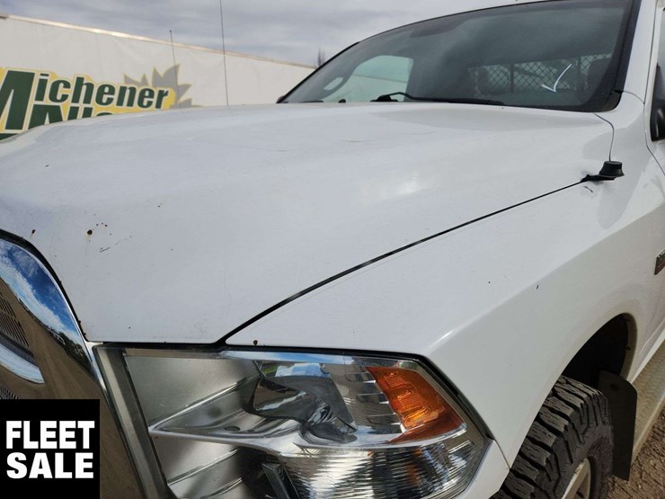 2015-ram-2500-slt-image-42