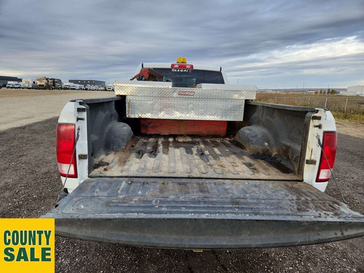 2016-ram-tradesman-image-22