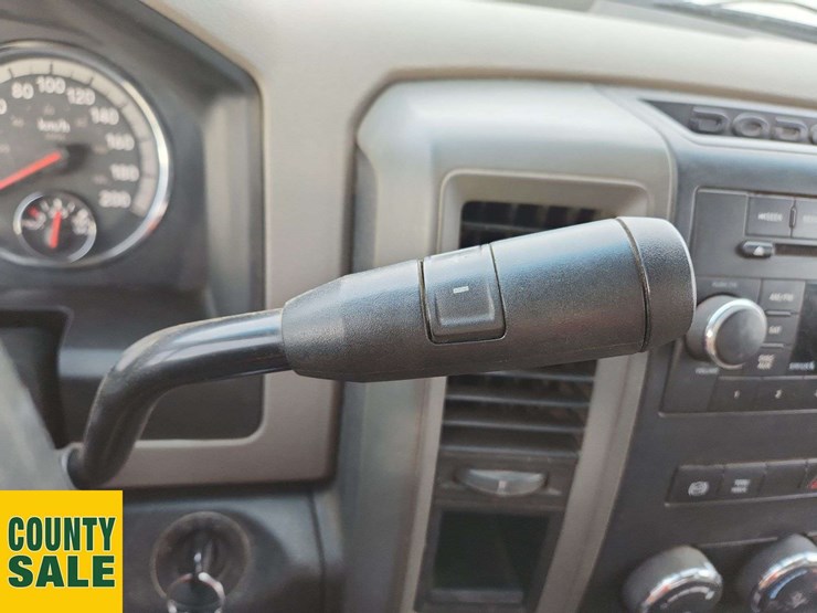 2010-dodge-ram-2500-image-10
